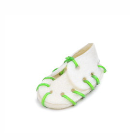 Bílá bota z buvolí kůže, malá, 7 cm, přírodní pamlsek